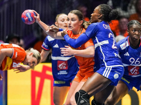 Francuska ne vlada više svetom, ali dodela medalja ne može da prođe bez nje: Holandija izvisila za bronzu