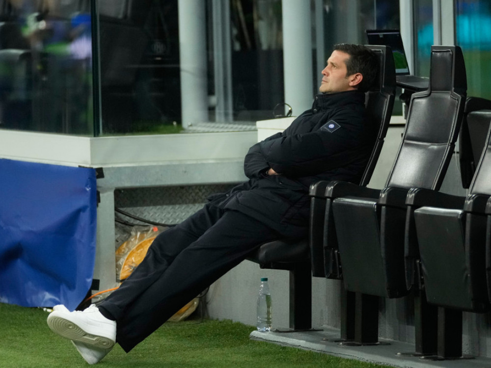 Kristijan Kivu na klupi Intera