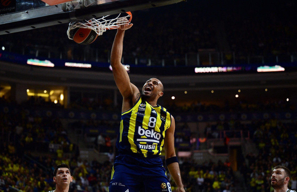 Tejlen Horton-Taker, košarkaš Fenerbahčea
