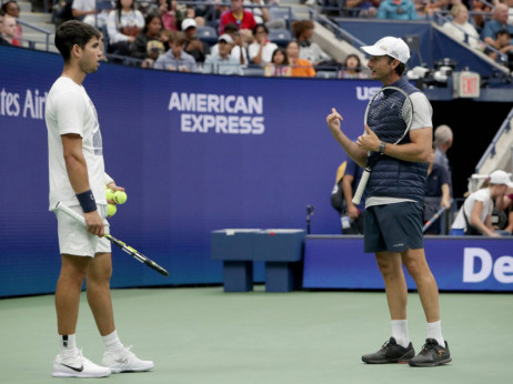 Oglasio se i Alkarazov trener: Voleo bih da sam mogao da nastavim