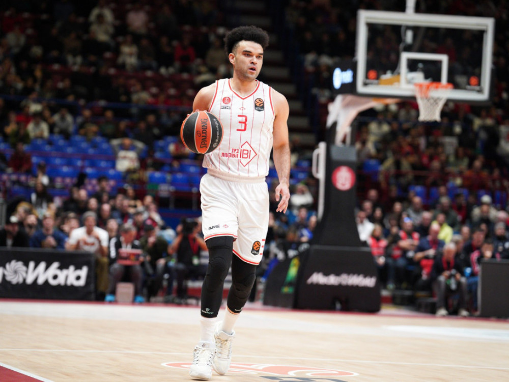 Elajdža Brajant, košarkaš Hapoela