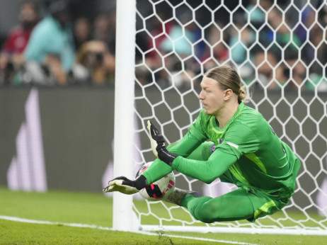 Skica za portret PSŽ-ove hobotnice Safonova: Večiti kapiten Krasnodara, diplomirani pedagog, preljubnik, šahista..