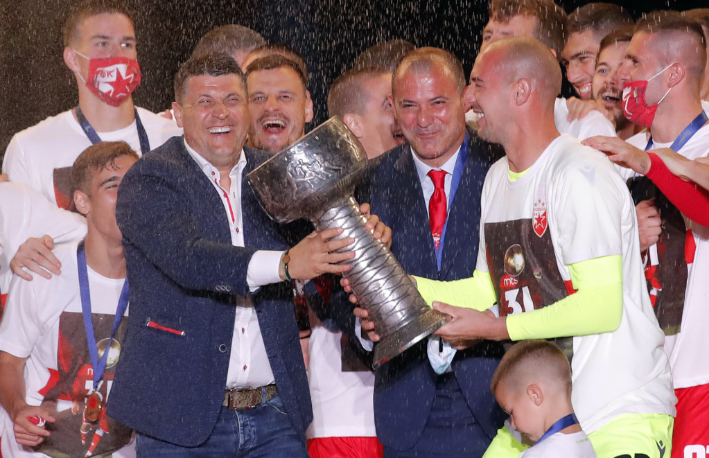Vladan Milojević i Dejan Stanković na proslavi titule 2020. godine