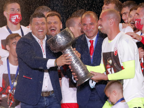 Milojević preskočio medije, čeka se stav uprave Zvezde...