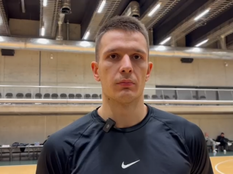 Lakić poziva na oprez: Moramo da naučimo da se utakmica okrene za minut, čast je igrati pred punom dvoranom