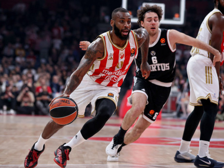 (UŽIVO) Crvena zvezda - Virtus: Zvezda vodi i muči se sa šutom sa distance