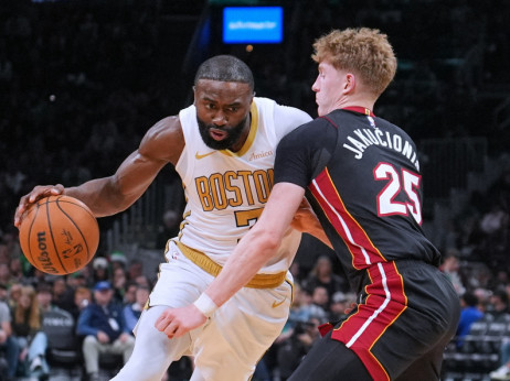 Rafalna paljba Seltiksa: Boston prelomio Majami sa 10 trojki