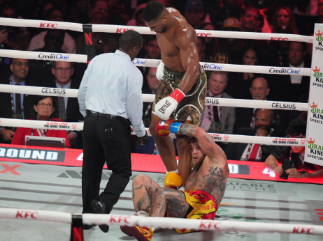 Milionske cifre za 20 minuta egzibicije: Evo koliko su zaradili Pol i Džošua od borbe u Majamiju