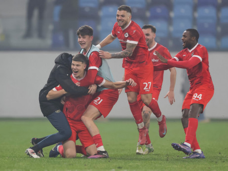 (UŽIVO) IMT - Partizan 1:0: "Traktoristi" iznenadili crno-bele