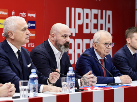 (UŽIVO) Promocija Stankovića na "Marakani": Spartak ne može da se poredi sa Zvezdom