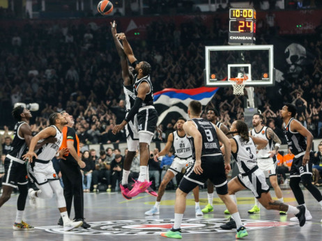 Srpski Beč, zbog huligana raznih boja, neće videti košarkaše Partizana: Meč sa Olimpijakosom, opet, promenio adresu