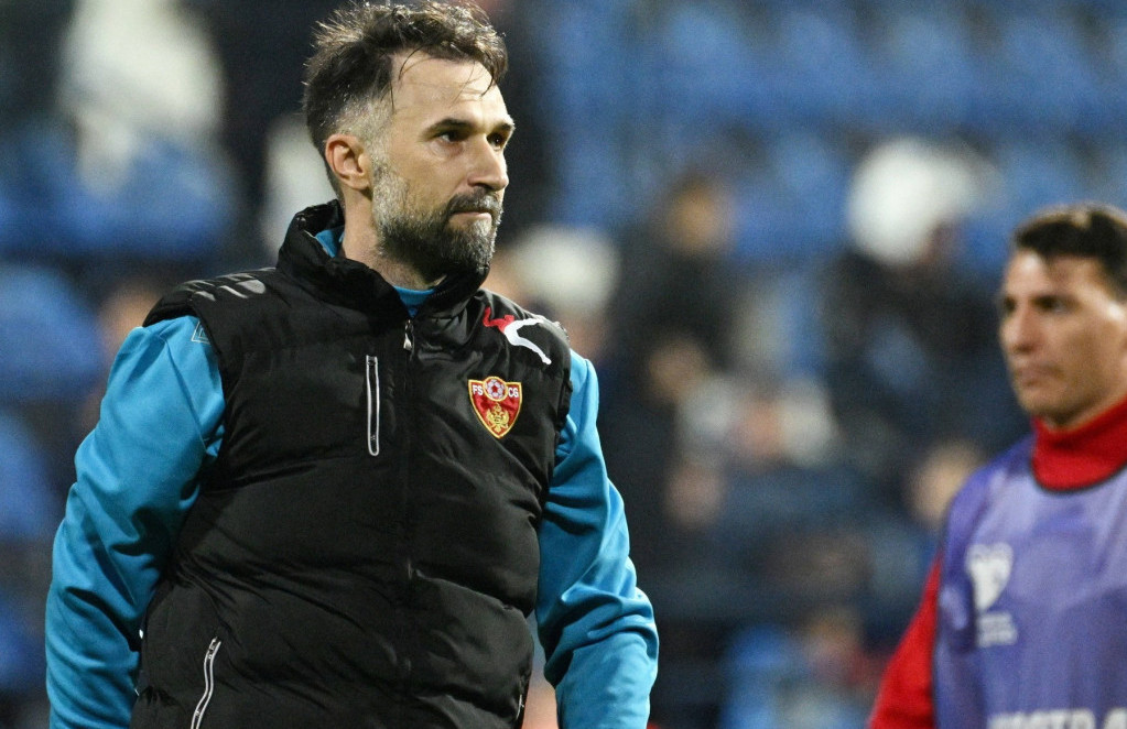 Vučinić je 19. septembra zamenio Roberta Proseničkog na mestu selektora reprezentacije Crne Gore