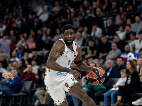 "Manekeni" poraženi u Emiratima: Bejkon i Rajt vodili Dubai do pobede