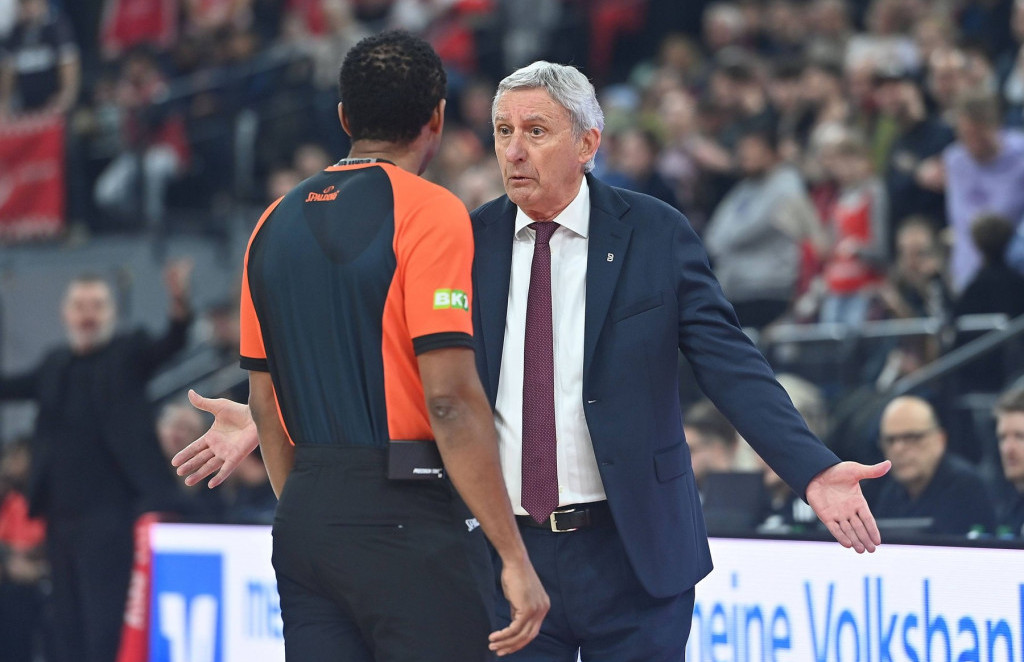 Svetislav Pešić je upisao povratnički debi na klupi Bajern Minhena