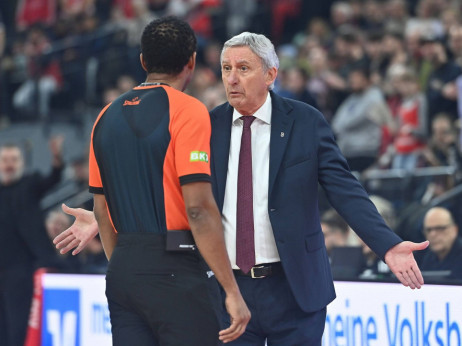 Loš start za Pešića u Minhenu: Hapoel ubedljiv protiv Bajerna