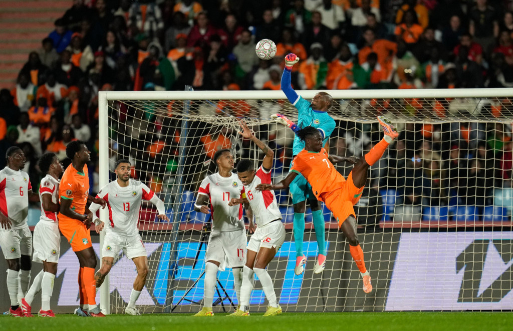 Golman Mozambika Ernan Siluane imao je prilično posla