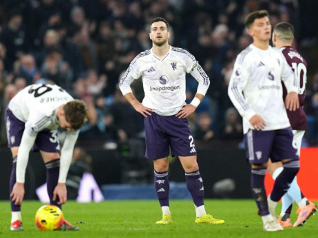 Mančester junajted i Njukasl u epizodi "podseti me šta to beše pobeda": Domaćin bez gomile važnih igrača