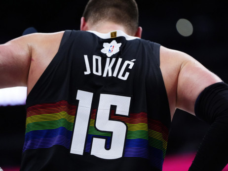 (VIDEO) Uživajte u "Džokerovoj" Božićnoj MAGIJI: Nezaboravni ples u "Bol" Areni