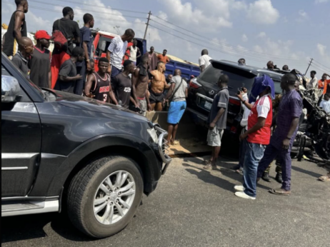 (FOTO/VIDEO) Šok u Nigeriji: Džošua povređen u saobraćajnoj nesreći u kojoj su poginule dve osobe