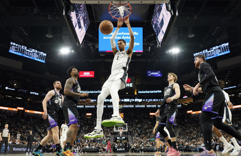 Vembi kuca pored 4 igrača Jute