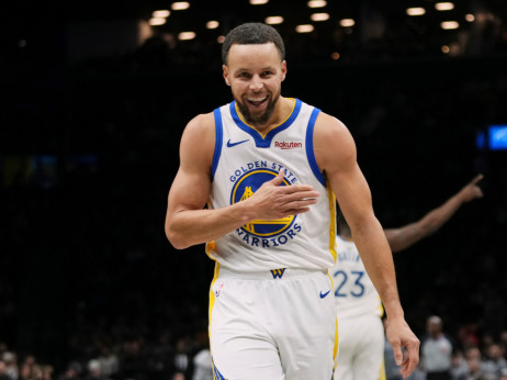 Uživo na Areni: Kari u Šarlotu, pa Finiks u Klivlendu