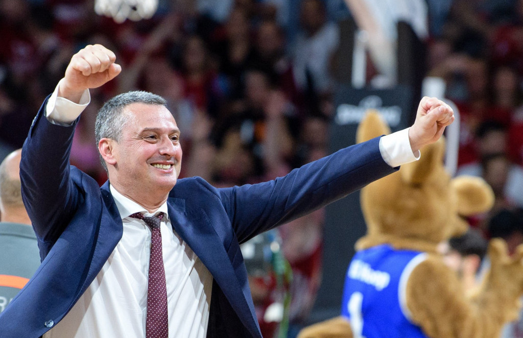 Dejan Radonjić je najtrofejniji trener u istoriji Crvene zvezde