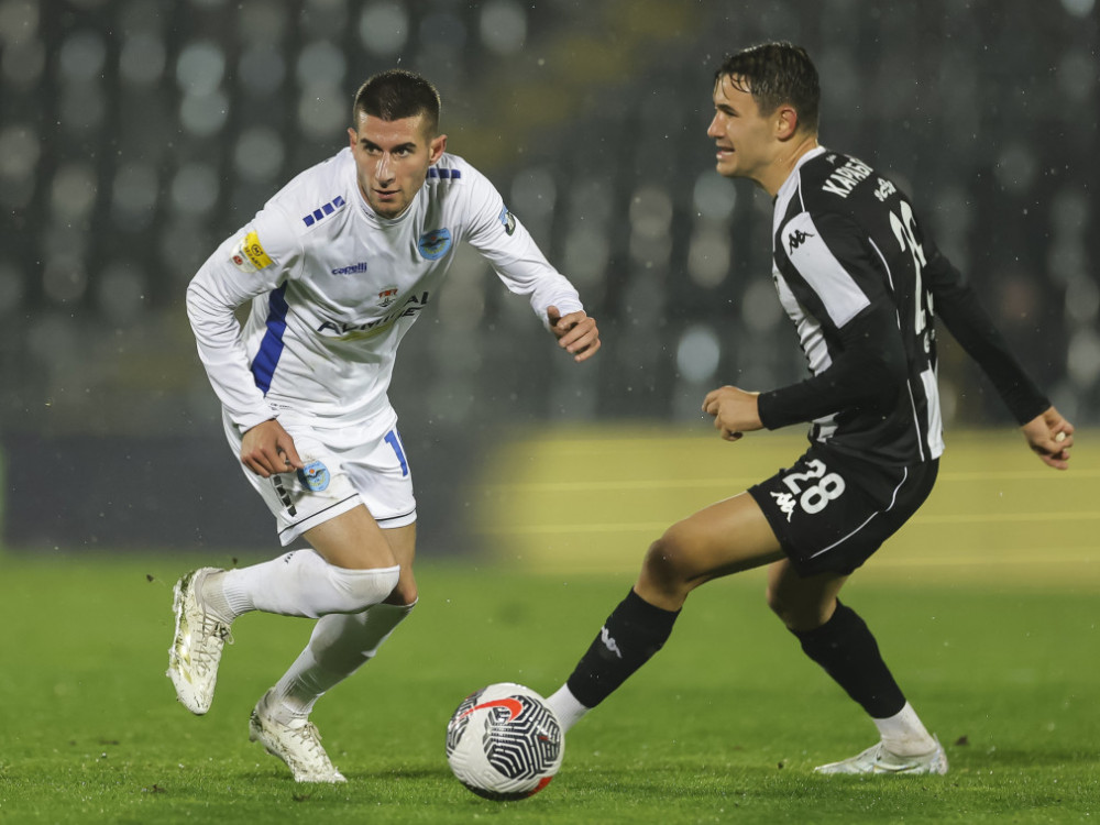 Dario Grgić, prodati fudbaler Železničara iz Pančeva, na meču sa Partizanom