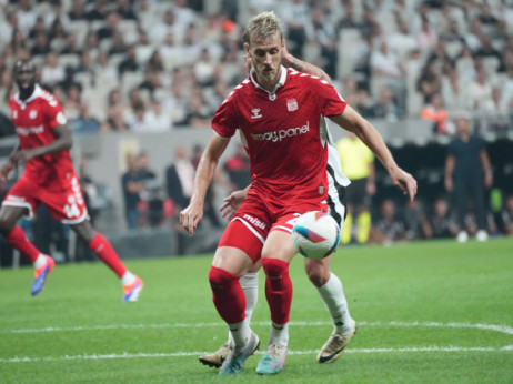 Srbin na vrhu nesvakidašnje liste: Uroš Radaković fudbaler sa najviše crvenih kartona