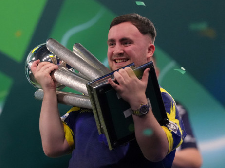 "Nuklearni" Litler sa 18 godina ušao među legende pikada