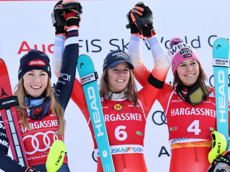 Švajcarska skijašica Kamil Rast pobedila u Kranjskoj Gori