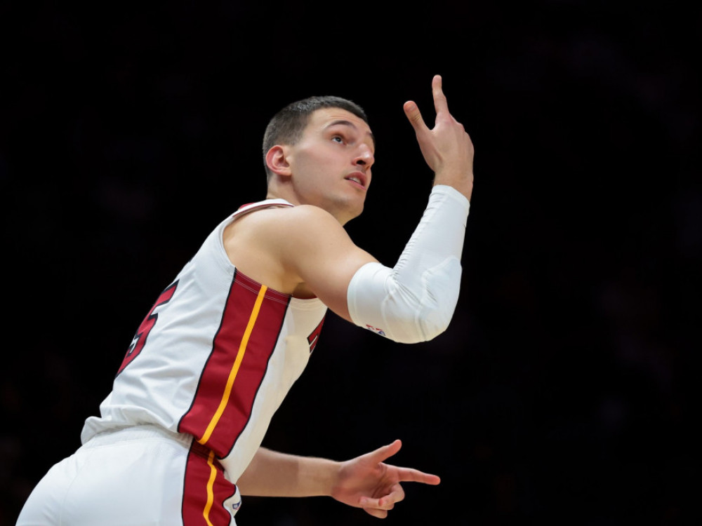 Nikola Jović, košarkaš Majamija