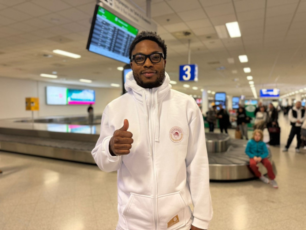 Tajrik Džons u opremi Olimpijakosa