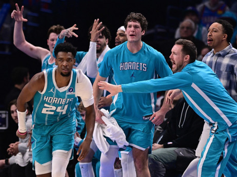 (VIDEO) Šarlot ponizio šampione u Oklahomi