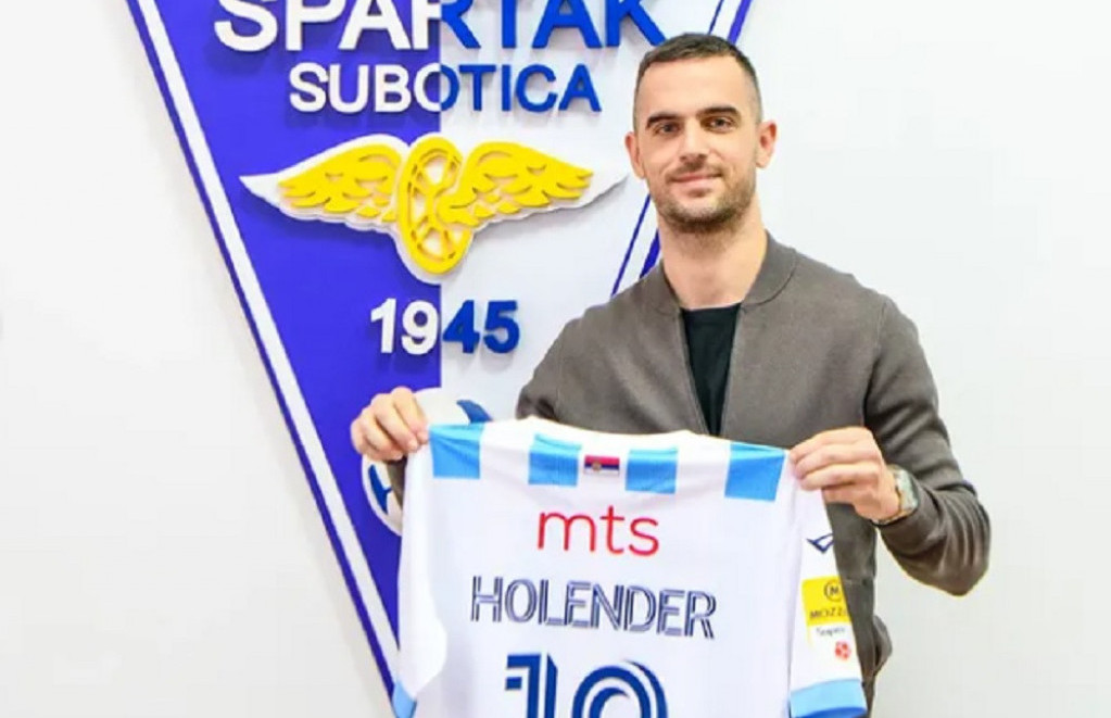 Filip Holender ne menja broj dresa