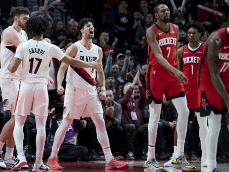 (VIDEO) Ison zakasnio: Portland pobedio Hjuston