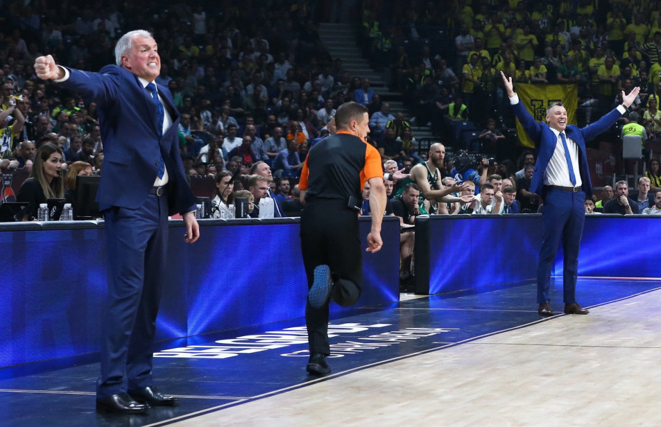 Na utakmici Evrolige - Željko Obradović i Šarunas Jasikevičijus