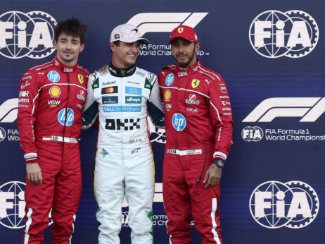 Lando Noris veruje u bolju vožnju Hamiltona sledeće sezone: Voleo bih da se još trkam sa najboljim svih vremena