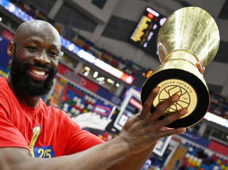 Tonje Džekiri: Bio sam uzbuđen kada sam dobio poziv Partizana, saigrači nasmejani uprkos svemu