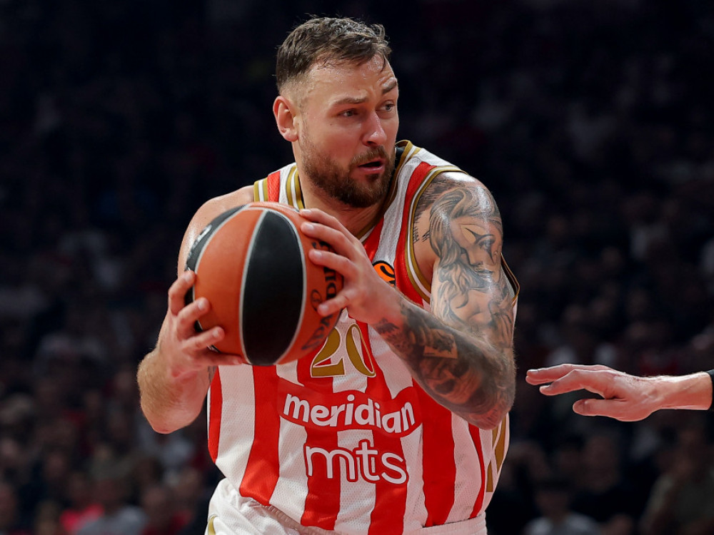 Donatas Motiejunas, košarkaš Zvezde