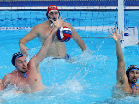 (UŽIVO) Srbija - Holandija (4:5, 2:3): Delfini nisu ni svoja bleda senka, Lale vode i posle druge četvrtine
