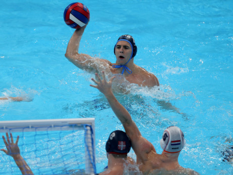 Srbija jedva "sasekla" Lale: Mandić i VAR spasili Delfine velike bruke