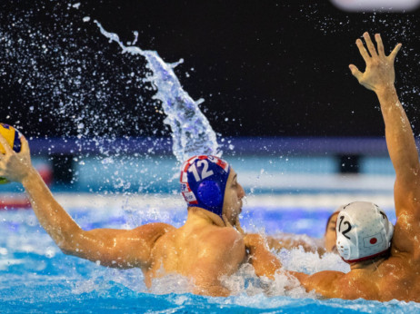 Rumunija bez problema do maksimale protiv Slovačke: Sve rešeno na poluvremenu