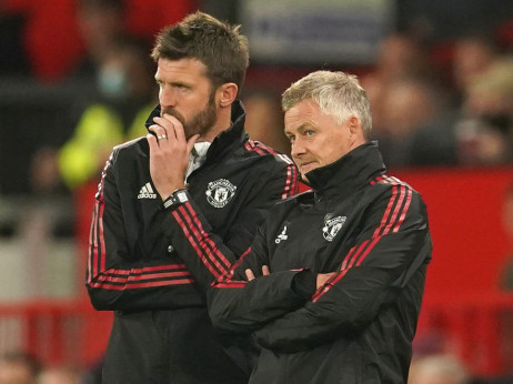 Ne može Flečer, neka proba možda Majkl Kerik da probudi Mančester