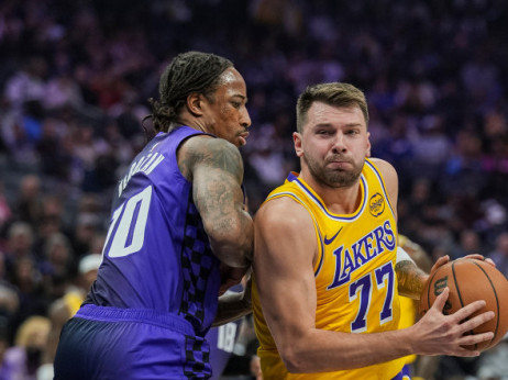 Luka nije dovoljan: Lejkersi poraženi i u Sakramentu