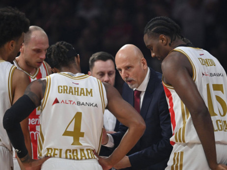 (VIDEO) Slušajte trenera, pružite maksimum u odbrani i pobede će same doći