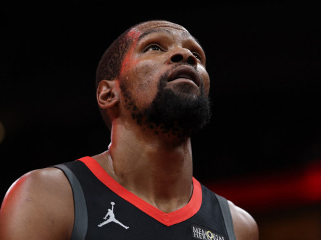 Večeras na Areni: Hjuston traži izlaz iz krize, Vukovi potvrdu forme