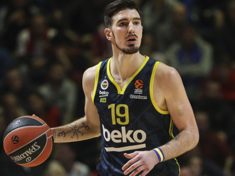 De Kolo vodio "ratničku" pobedu Fenerbahčea nad Valensijom