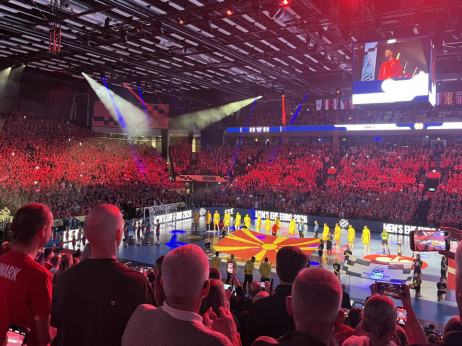 (FOTO) Rukomet - nacionalni sport broj 1 u Danskoj: Kralj Fredreik X na otvaranju prvenstva, Gidsel popularniji od Hojlunda