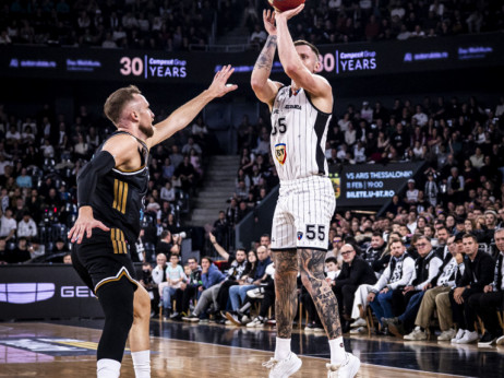 (VIDEO) Dubai rutinski savladao Kluž i zadržao maksimalan učinak: Musa se konačno vratio na parket