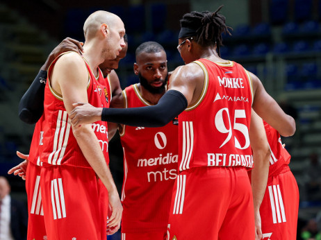 (UŽIVO) Zadar - Crvena zvezda 46:68 (22:21, 12:21, 12:26, ): Crveno-beli na "plus 22"